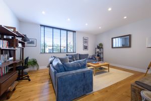 Sitting Room- click for photo gallery